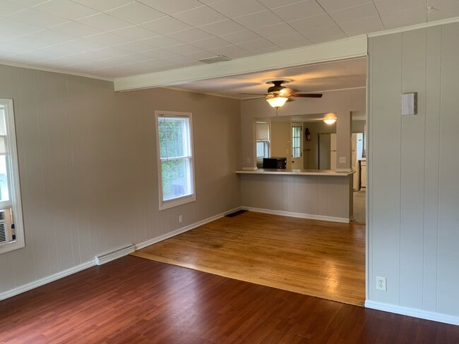 Photo - 1308 Laurel Ave Casa
