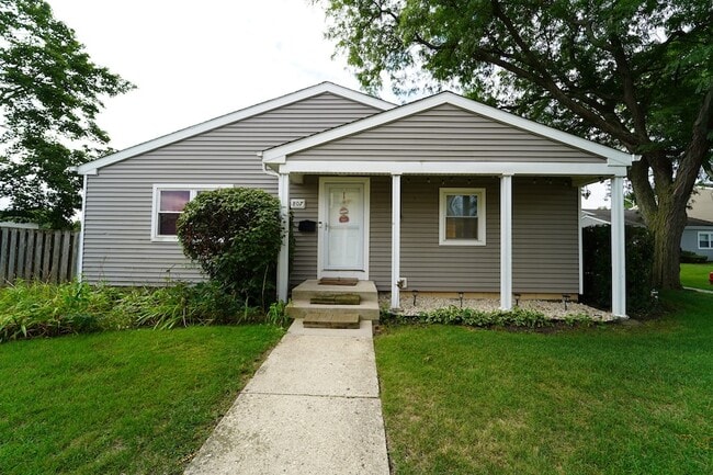 Building Photo - 807 Mansfield Ct Rental