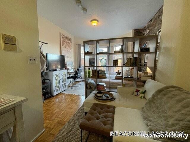 Photo - 40 Anderson St Unit 15