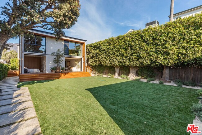 Photo - 23505 Malibu Colony Rd