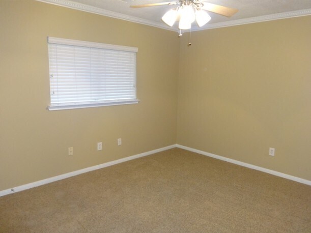 Photo - 2011 Wickburn Dr