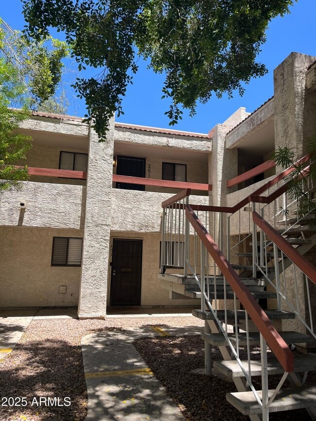 Photo - 3119 W Cochise Dr Unit 251