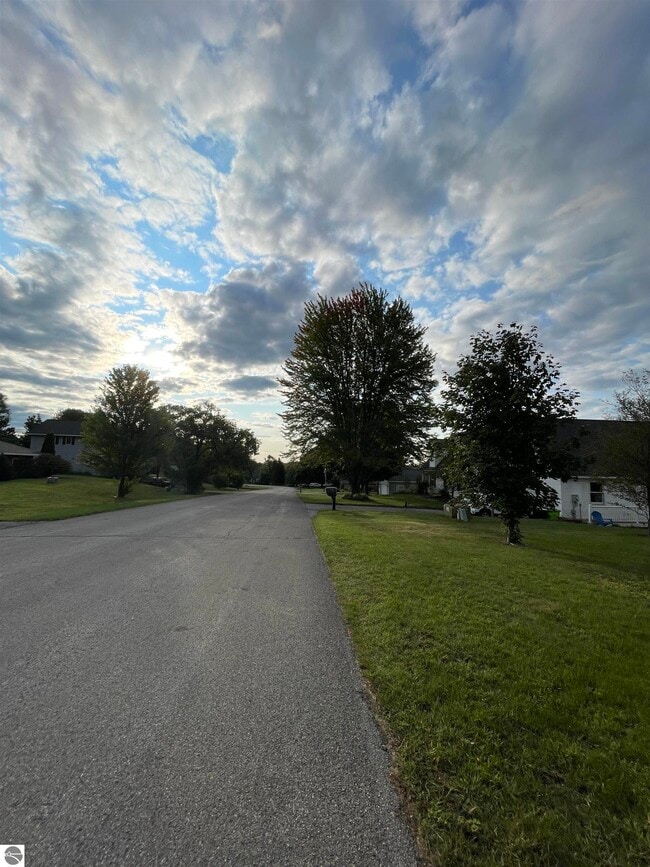 Photo - 4227 Summerhill Rd