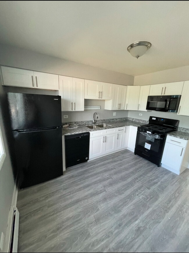 Photo - 636 W Pickwick Ct Unidad GW