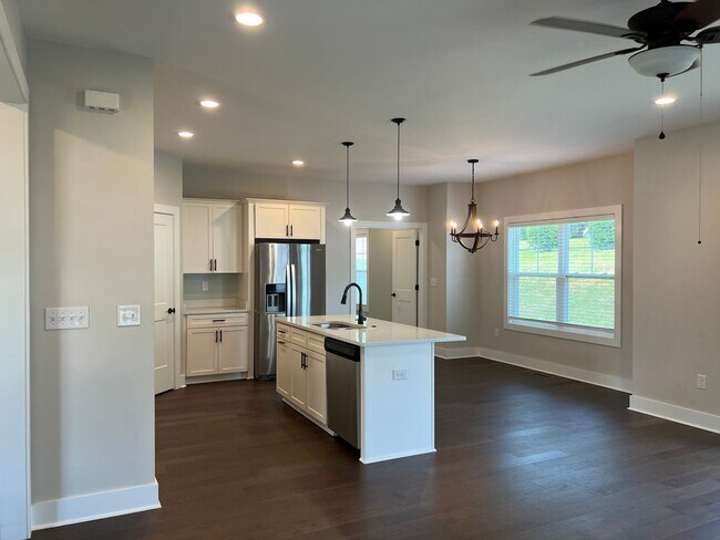 12 Sycamore Ridge W