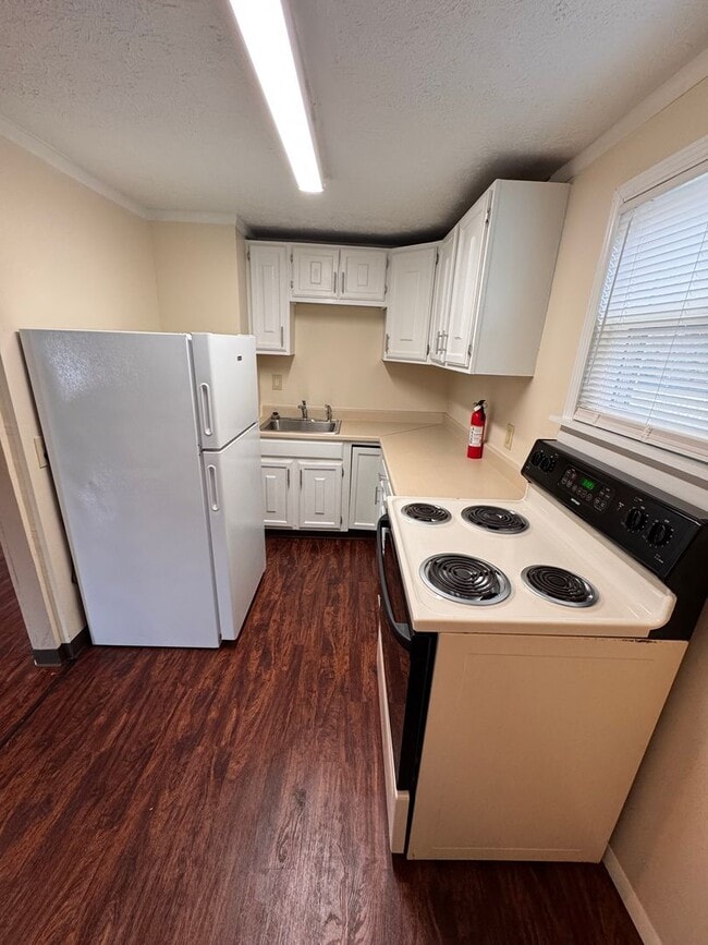 Photo - 32 Stambaugh St