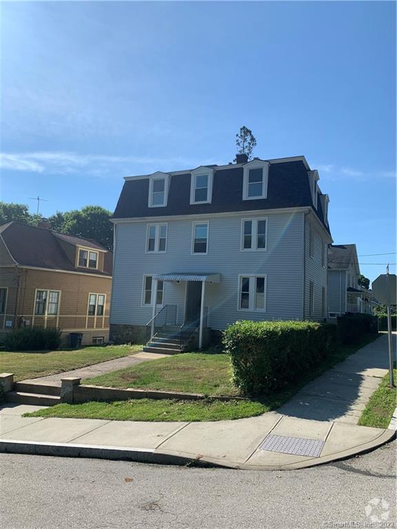 Building Photo - 1 Farnsworth St Unit 2 Rental