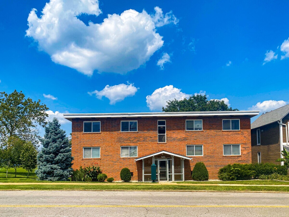Harmony on the Park - Harmony on the Park Apartments