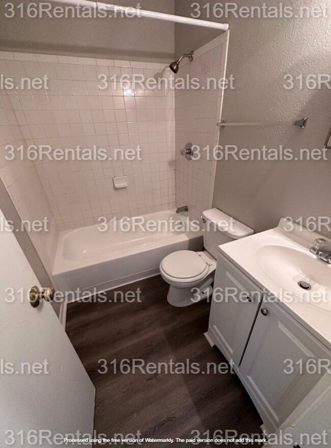 Photo - $675 - Accepting SECTION 8/ Housing Vouche... Unit 1510-301