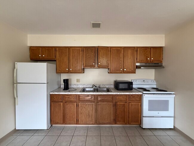 164 Kendall Ave Unit 1