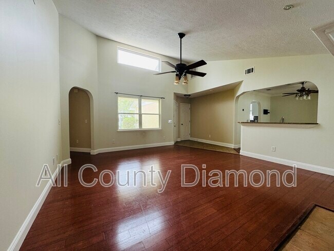 Photo - 5308 Lance St