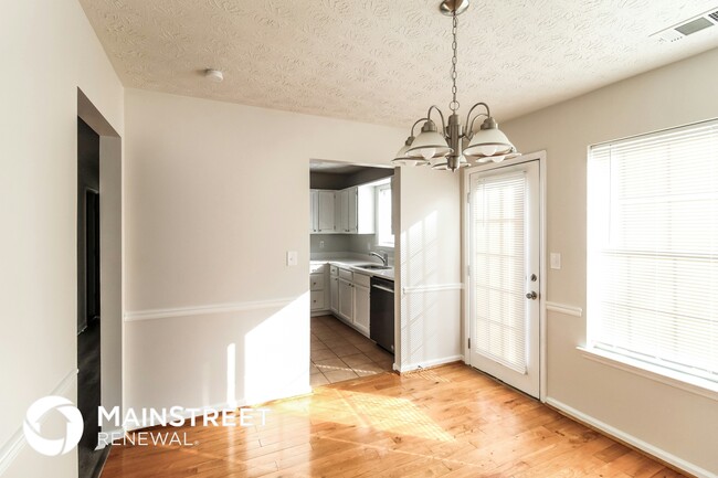 Photo - 5960 Farmbrook Ln