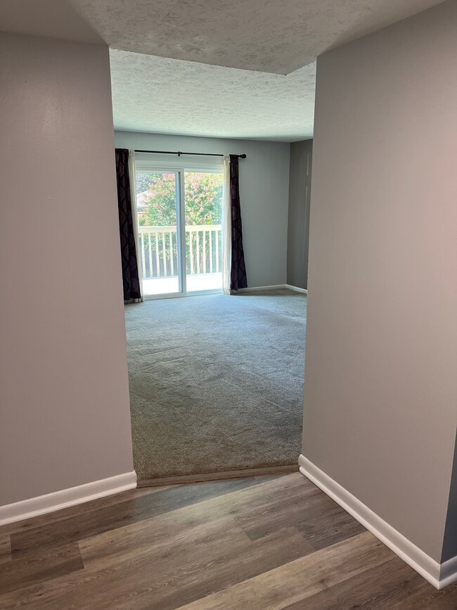 Photo - 1935 Gardiner Ln Unit E75