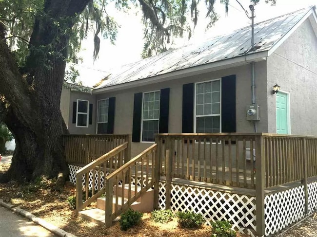 Photo - 104 Kings Ferry Way