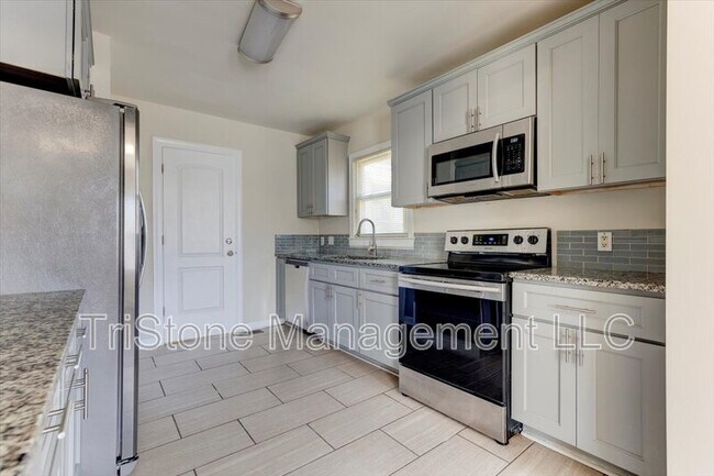 1242 Fordham Rd