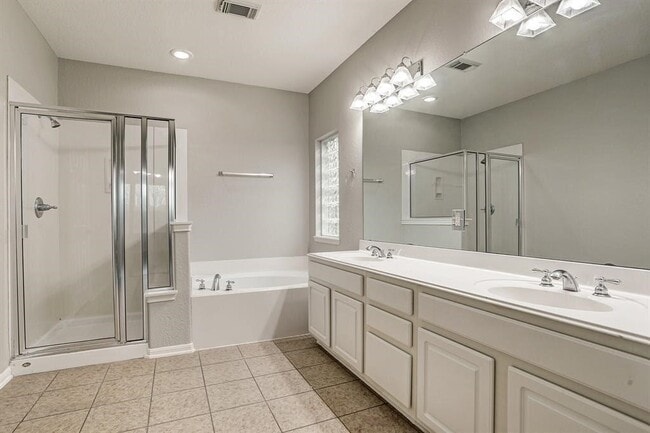 Building Photo - 2626 Canyon Falls Dr
