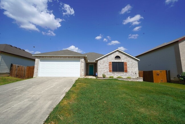 Building Photo - Updated Single Story in Schertz! Realtor Commission: $500