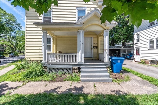 Building Photo - 760 Harvard St