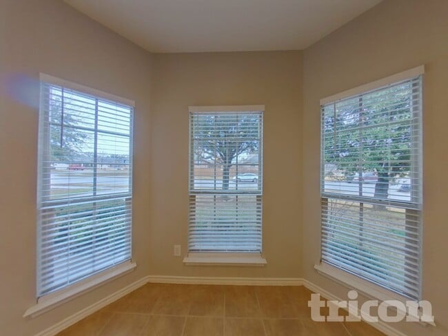 Photo - 837 Jodie Dr