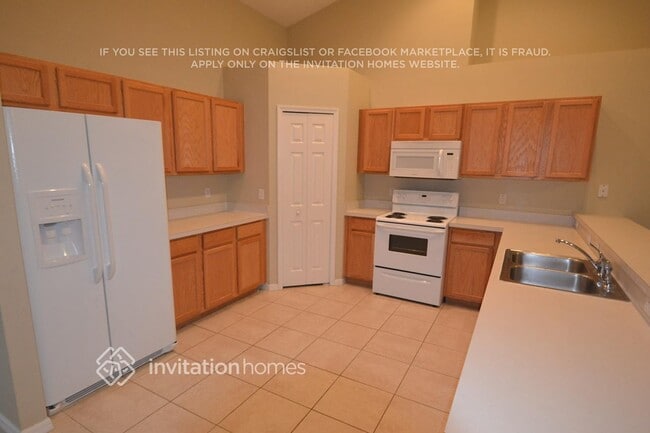 Photo - 1450 Lodge Terrace