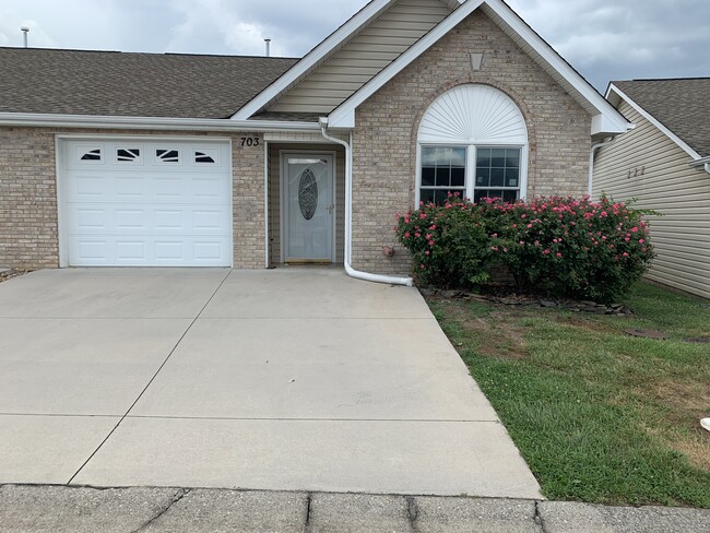 Photo - 703 Greensboro Way