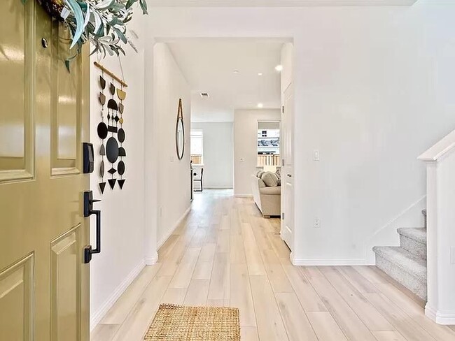 Photo - 2789 Penrose Ln