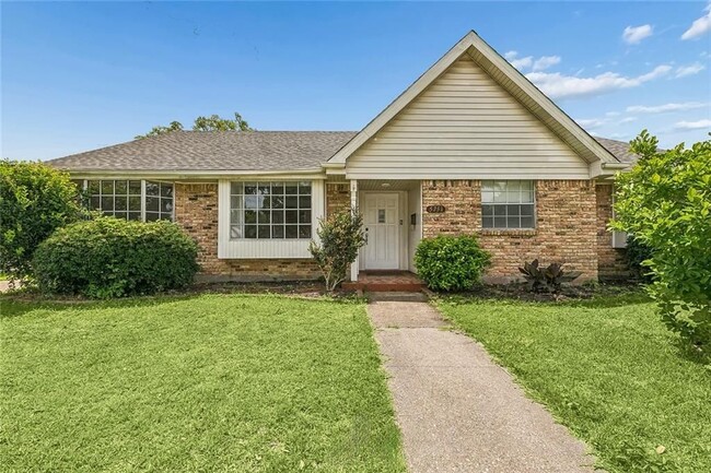 Photo - 5751 Carlisle Ct