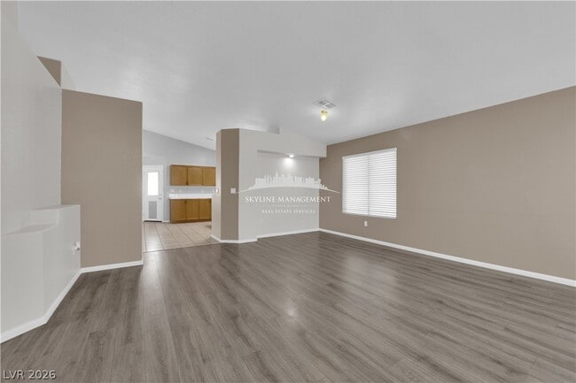 Photo - 1918 Double Delight Ave