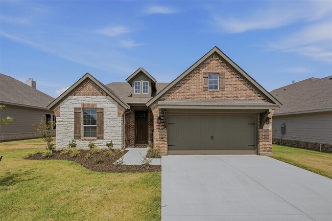 1229 Sabine River Ln