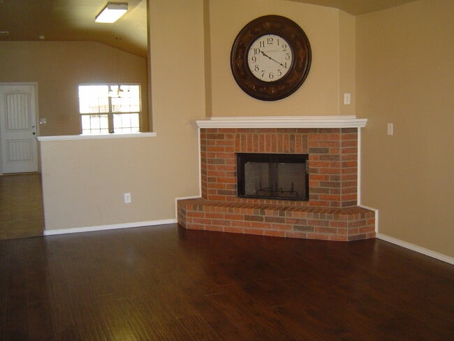 Photo - Gorgeous Open Plan In Frenship District/Southwest Corridor/ South Plains Electric Co-op Electricity!