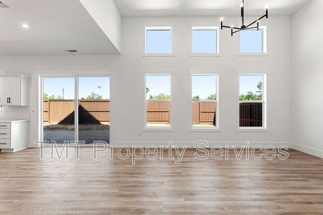 Photo - 6739 Micherra Cir