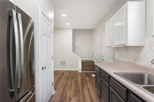 Photo - 1396 Kennesaw Dr NW