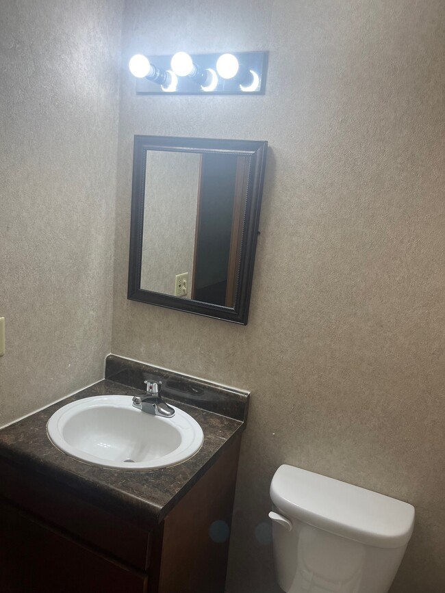 Studio Bathroom - Amesbury