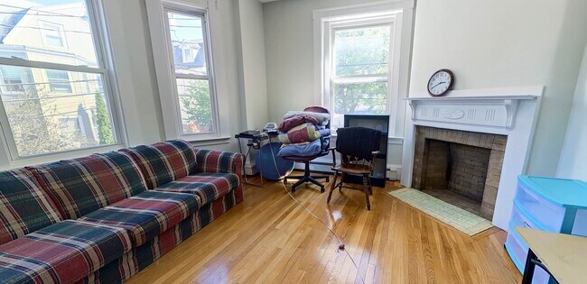 Photo - 108 Central St Unidad 2L