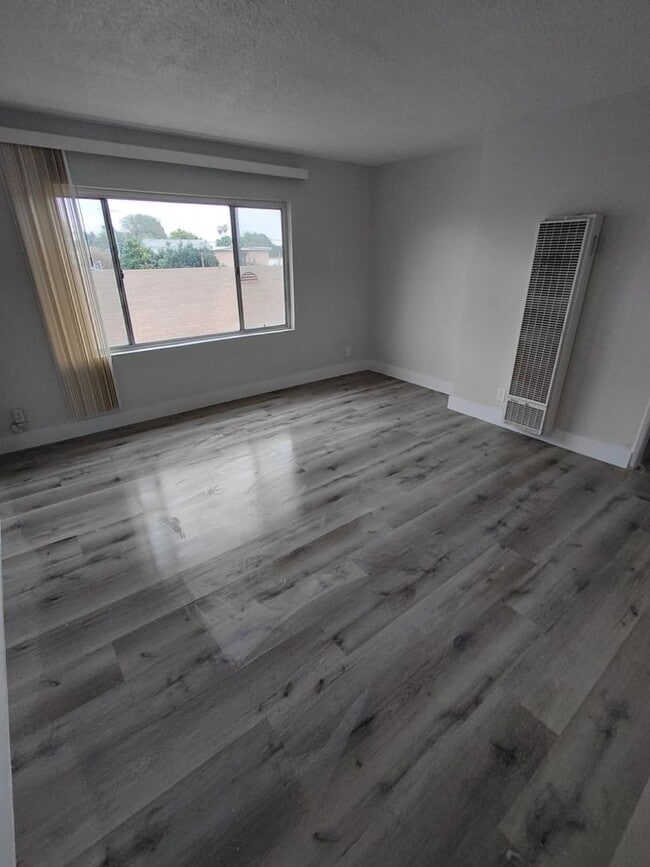 Photo - 138 E 88th St Unidad 1