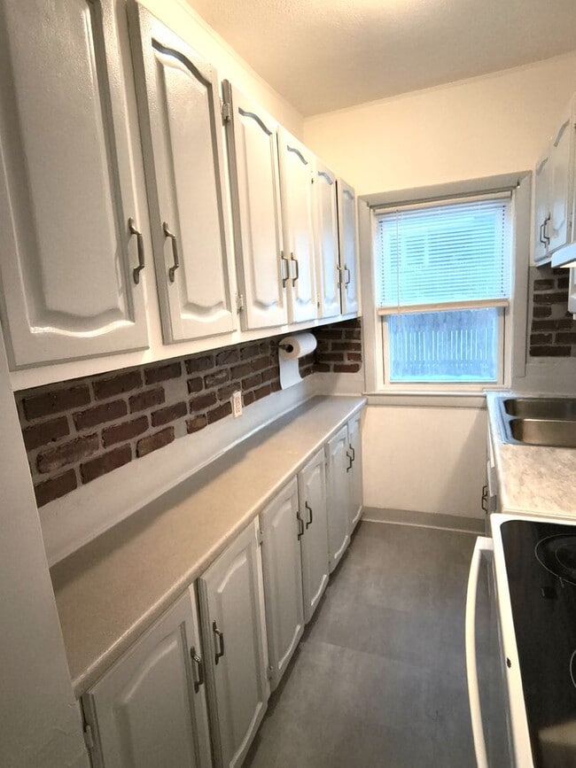 Photo - 823-825 Main Street Unit 1st Floor