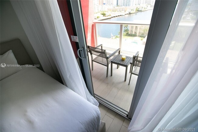 Photo - 2602 E Hallandale Beach Blvd Unit R905