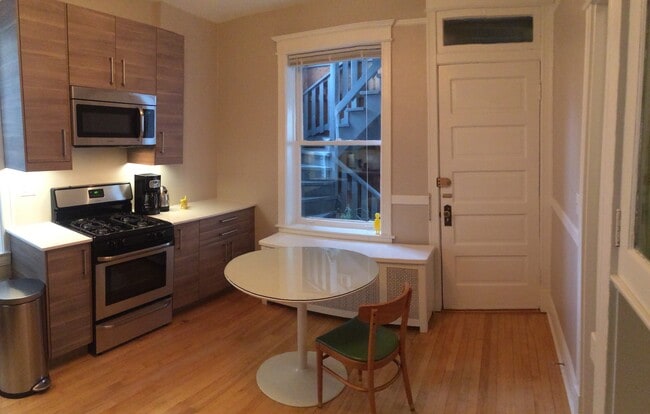 2521 West Augusta Boulevard Unit 1R MOVIE