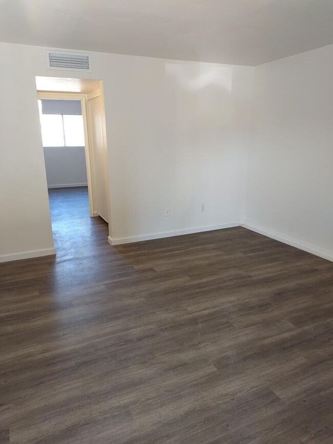 Photo - Midtown Commons