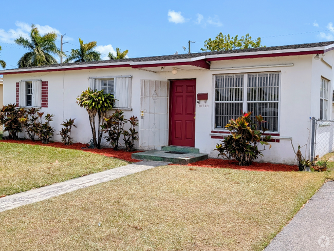 Building Photo - 10710 SW 147th St Rental