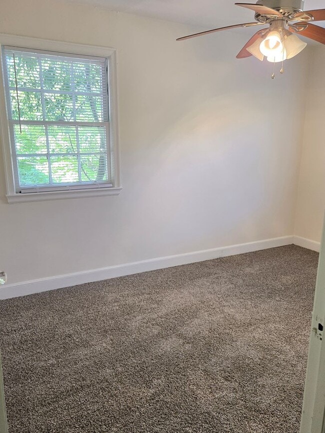 Photo - 1633-1635 Enoree Avenue Unidad 1633