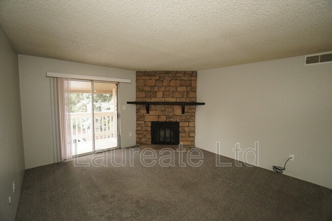 Photo - 4400 S Quebec St Unidad B-205