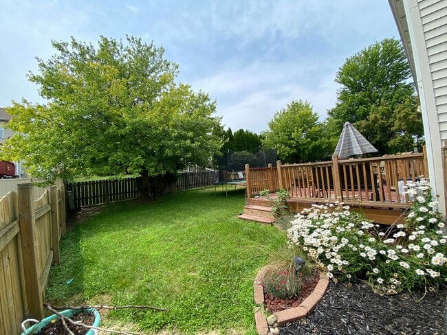 Photo - Beautiful 3BR, 2.5 bath townhouse in north Normal. Over 2300 square feet. New carpet throughout. ...