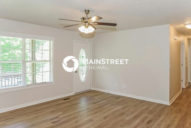 Photo - 4 Bedroom Pet-Friendly Home in ATHENS, AL with Main Street Renewal