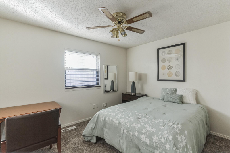 Photo - 11105 St Charles Ave