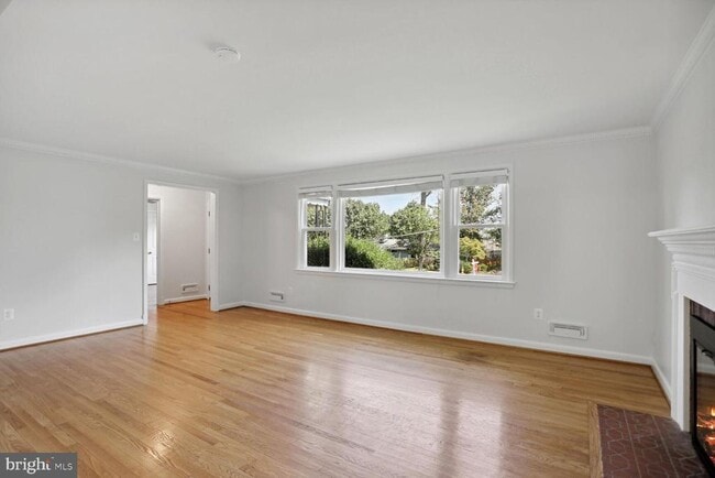 Photo - 3420 N Glebe Rd