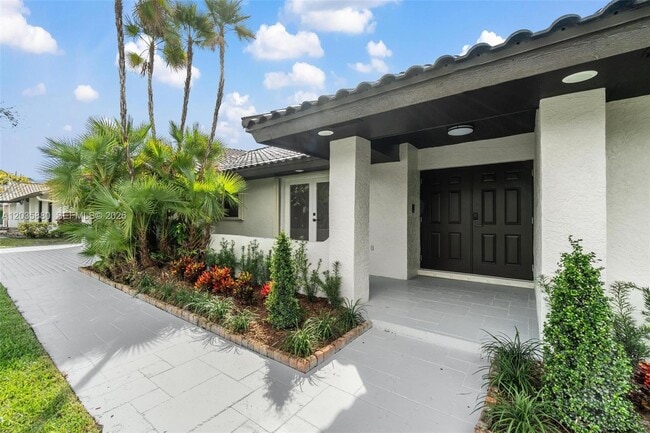 Building Photo - 5254 NW 94th Doral Pl