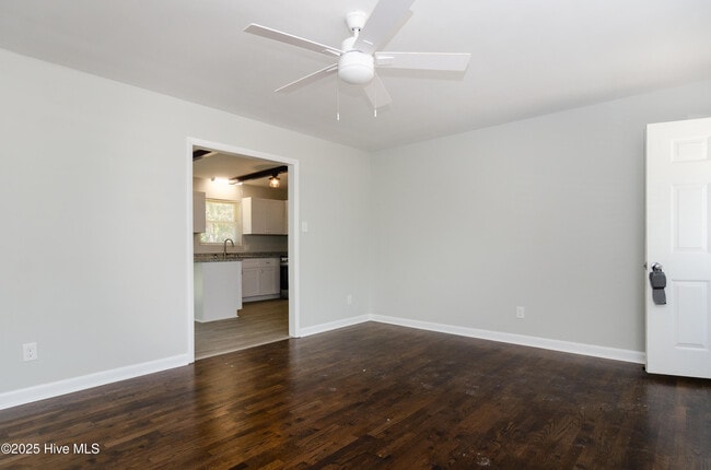 Photo - 548 Antietam Dr