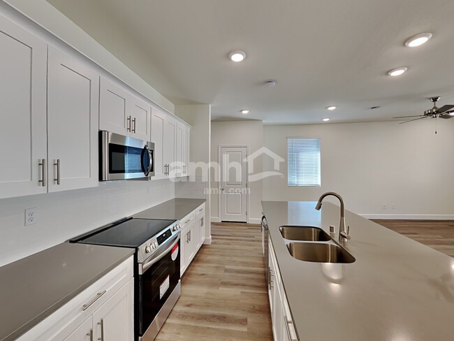 Photo - 10335 Bishops Cap St