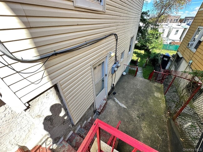 Photo - 82 Waring Pl Unit 2